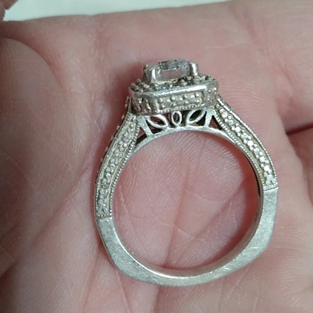 FINAL SALE! Stunning Sterling Silver 925 Cz Ring ๐ Size 7 - Picture 5 of 14